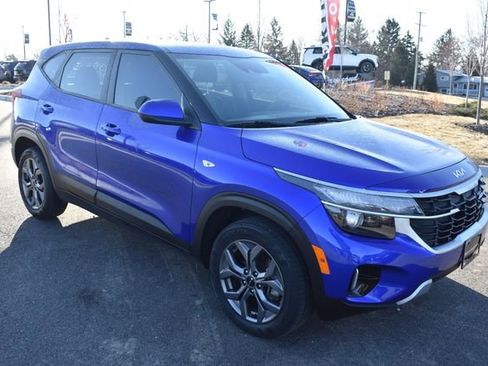 Certified 2024 Kia Seltos LX image 10