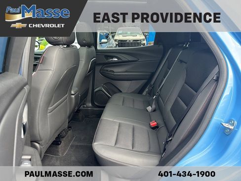 Used 2023 Chevrolet TrailBlazer RS w/ Sun and Liftgate Package FWD image 18