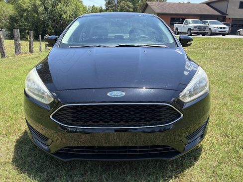 Used 2016 Ford Focus SE FWD image 6