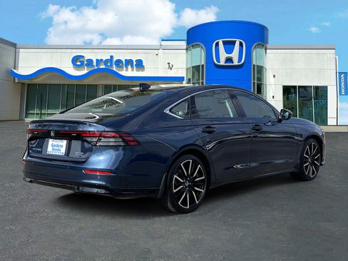 Used 2026 Honda Accord Touring image 6
