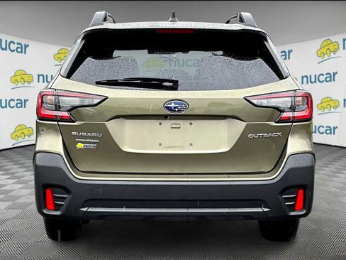 Used 2022 Subaru Outback Premium image 5