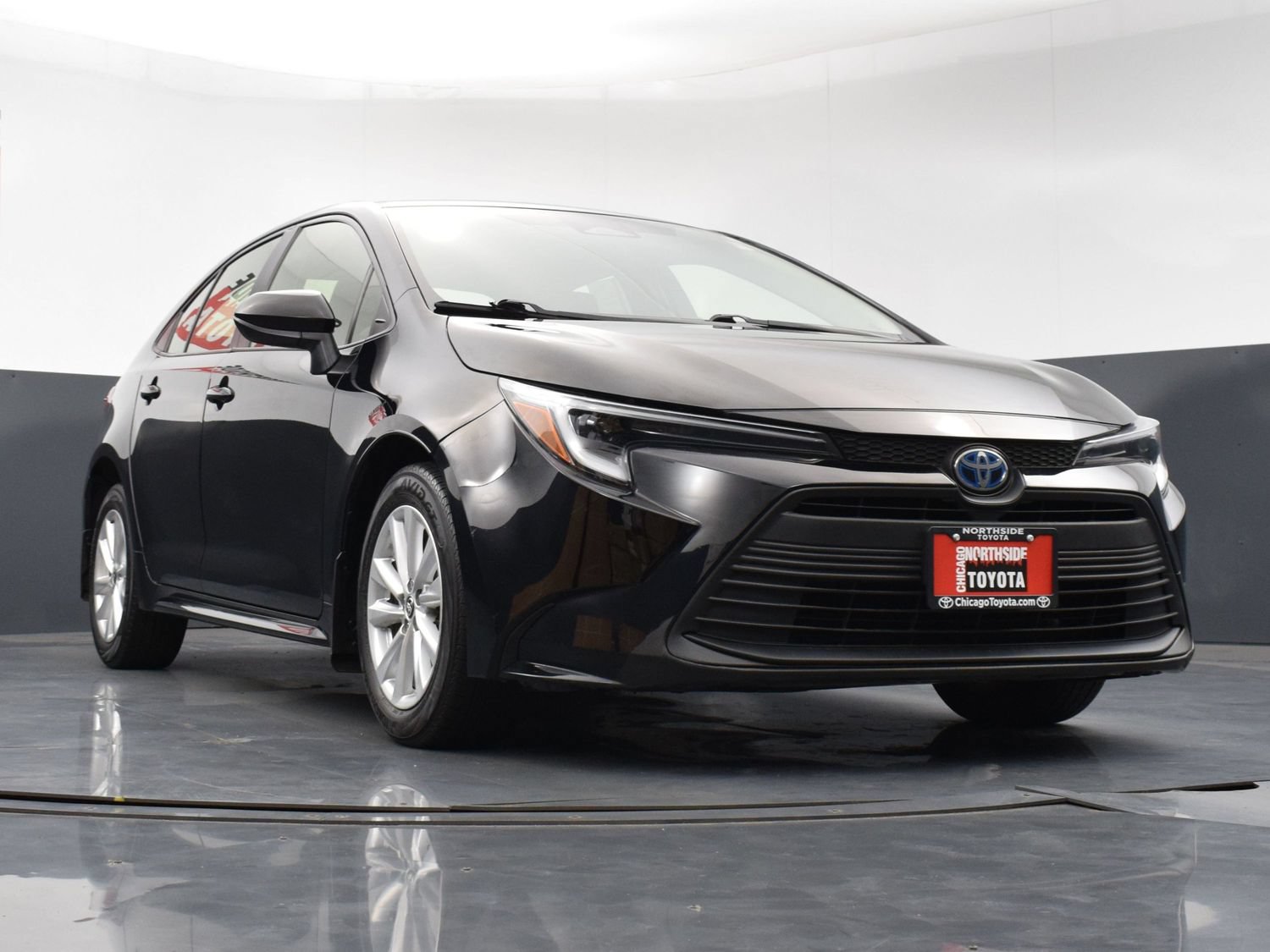 Used 2023 Toyota Corolla LE w/ LE Convenience Package FWD image 28