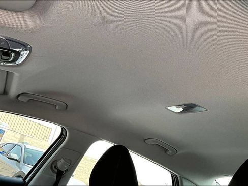 Used 2026 Hyundai Elantra SE w/ Cargo Package FWD image 13