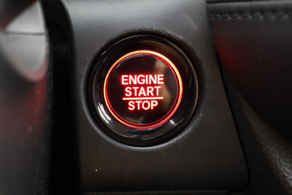 Used 2025 Honda HR-V LX image 15