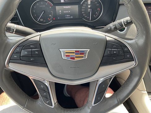 Used 2023 Cadillac XT5 Premium Luxury AWD/4WD image 18