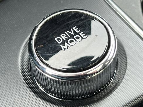 Used 2023 Lincoln Corsair AWD w/ Equipment Group 101A image 26