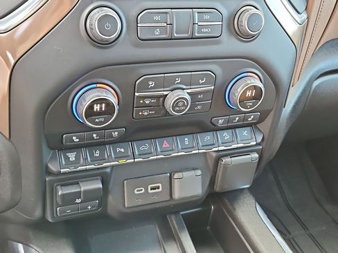 Used 2022 Chevrolet Silverado 3500 High Country w/ Safety Package II image 25