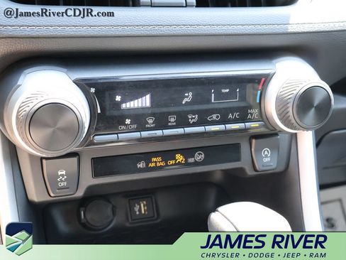 Used 2025 Toyota RAV4 LE FWD image 33