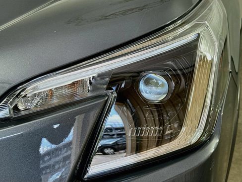 Used 2023 Subaru Forester AWD/4WD image 35