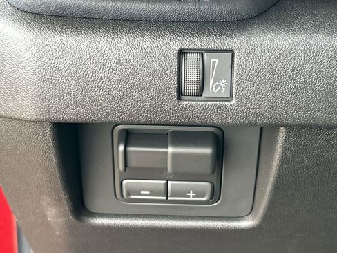 New 2026 GMC Canyon Elevation w/ Convenience Package image 18