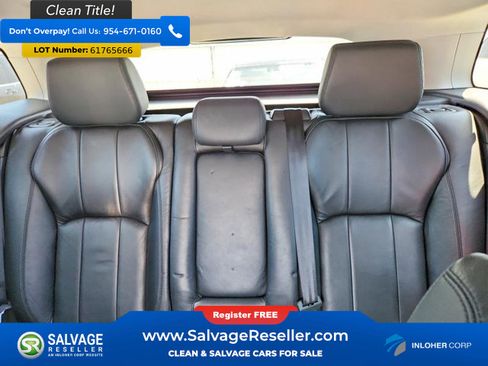 Used 2017 Land Rover Range Rover Evoque SE AWD/4WD image 13
