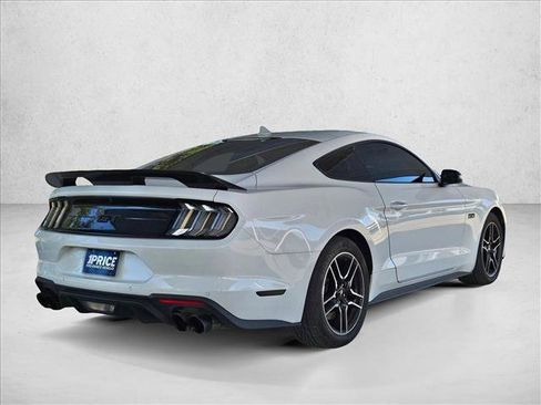 Used 2022 Ford Mustang GT Premium RWD image 5