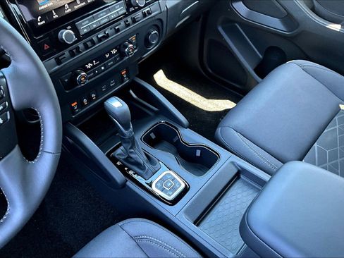 New 2026 Nissan Frontier SV AWD/4WD image 12