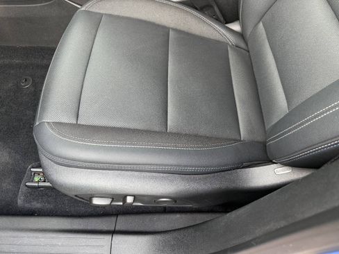 Used 2024 Chevrolet Equinox EV LT AWD/4WD image 27