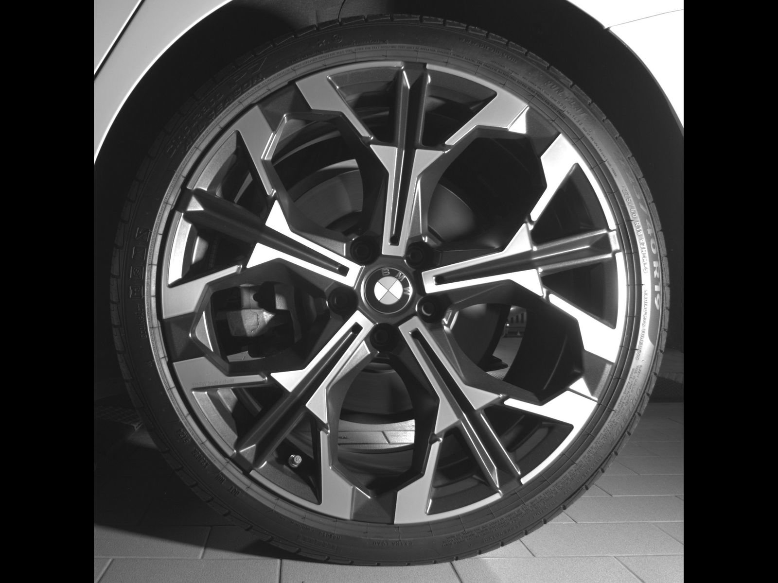 Certified 2025 BMW 330i Sedan RWD image 25