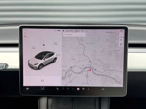 Used 2021 Tesla Model Y Long Range AWD/4WD image 25