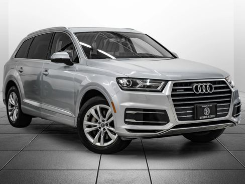 Used 2017 Audi Q7 3.0T Premium Plus w/ Premium Plus Package AWD/4WD image 7