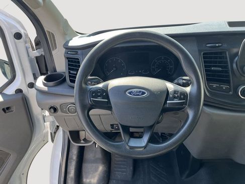 Used 2022 Ford Transit 350 DRW image 12