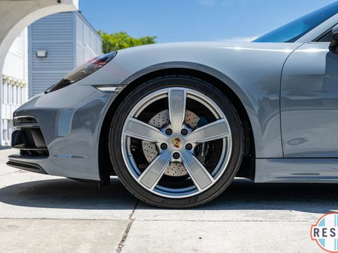 Used 2024 Porsche 718 Cayman GTS RWD image 33