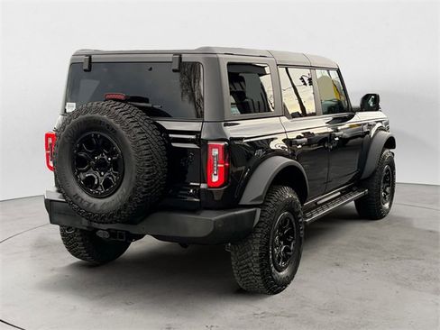 Used 2024 Ford Bronco Wildtrak image 7