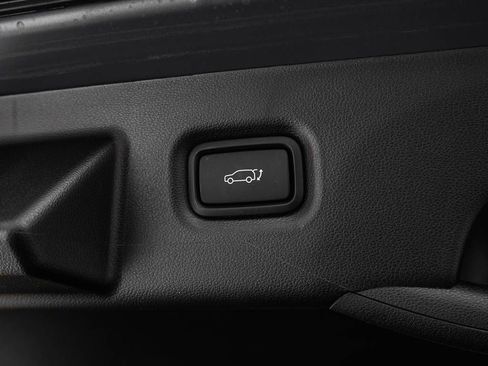 New 2026 Hyundai Ioniq 5 SEL image 8