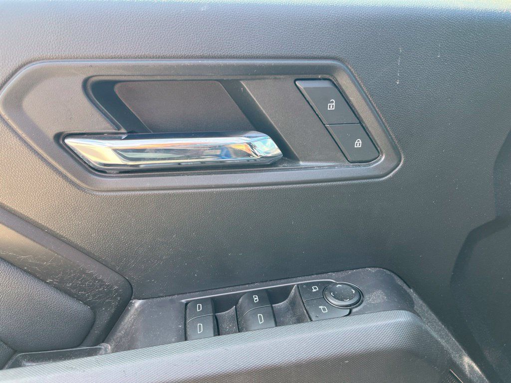 Used 2023 GMC Canyon Elevation w/ Elevation Premium Package RWD image 8