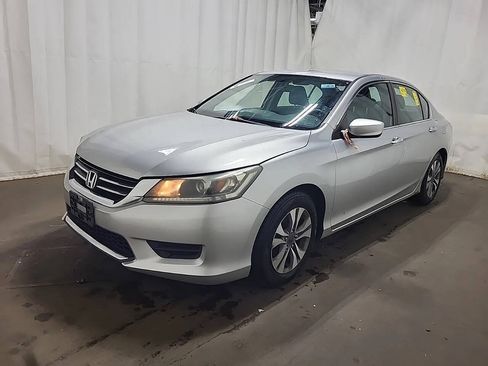 Used 2014 Honda Accord LX image 3