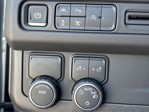 Used 2024 Chevrolet Tahoe RST w/ Luxury Package RWD image 10