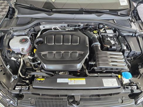 Used 2024 Volkswagen GTI SE FWD image 11