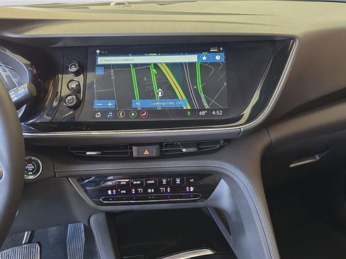 Used 2023 Buick Envision Avenir image 19