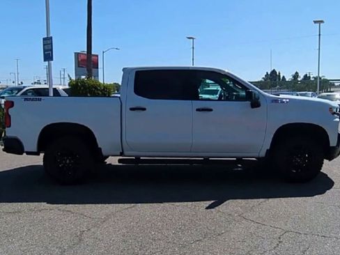 Used 2021 Chevrolet Silverado 1500 LT Trail Boss w/ Bed Protection Package image 9