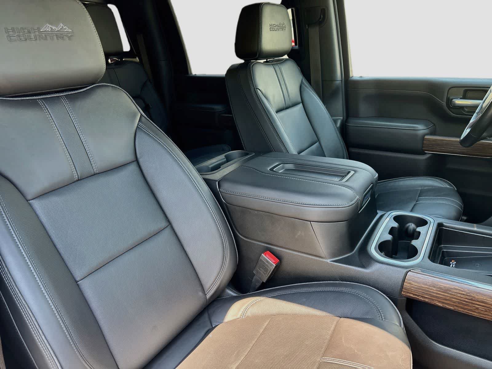Used 2022 Chevrolet Silverado 2500 High Country w/ Safety Package II AWD/4WD image 28