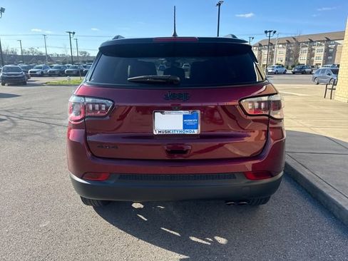Used 2022 Jeep Compass Latitude AWD/4WD image 3