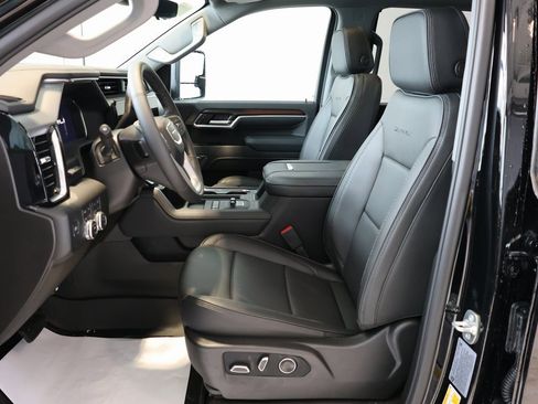 New 2026 GMC Sierra 3500 Denali w/ Denali Reserve Package image 14