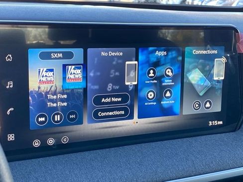 New 2026 Nissan Kicks SV w/ Charging Package image 21