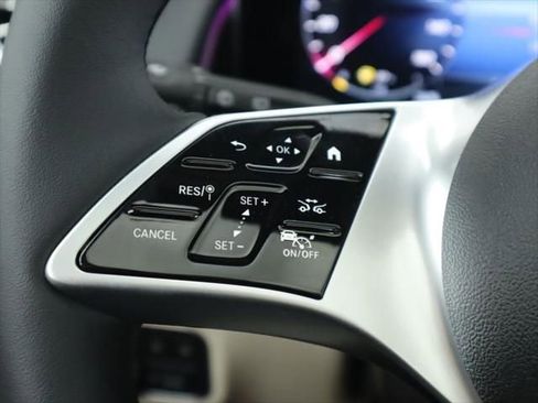 New 2026 Mercedes-Benz GLB 250 image 12