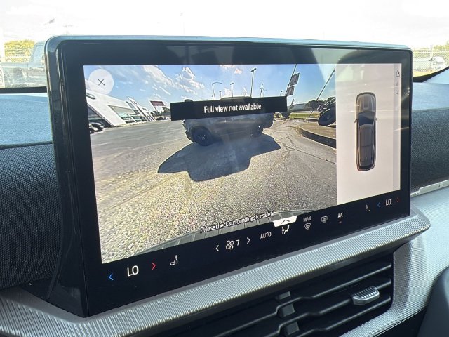 Used 2025 Ford Explorer Active RWD image 26