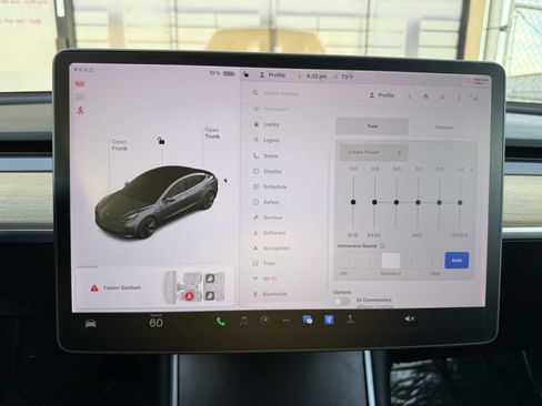 Used 2018 Tesla Model 3 Long Range image 32
