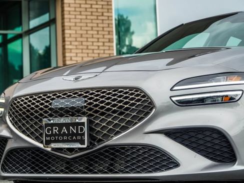 Used 2025 Genesis G70 2.5T AWD/4WD image 2