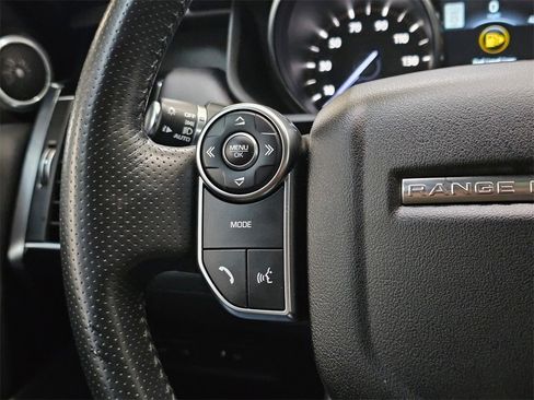 Used 2016 Land Rover Range Rover Sport HSE image 32