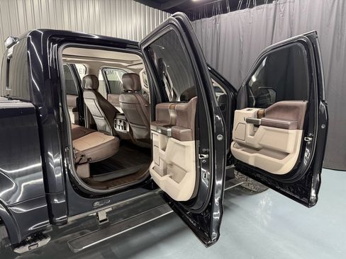 Used 2019 Ford F150 Limited w/ Trailer Tow Package image 22