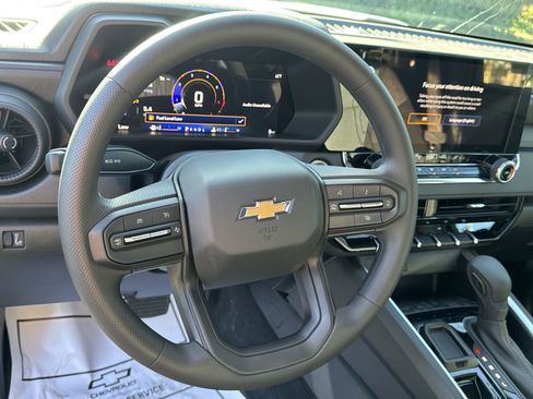 New 2026 Chevrolet Colorado W/T image 24