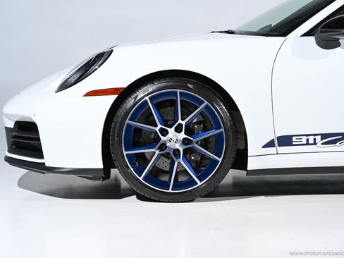 Used 2026 Porsche 911 Carrera T image 10