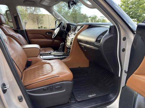 Used 2019 INFINITI QX80 Luxe w/ 22" Wheel Package AWD/4WD image 79
