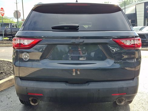 Used 2018 Chevrolet Traverse LT AWD/4WD image 5
