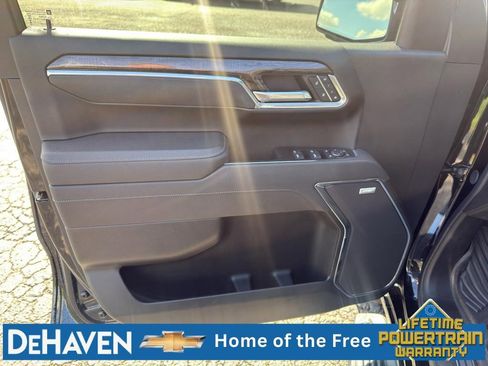 Used 2025 Chevrolet Silverado 1500 LTZ w/ LTZ Premium Package image 23