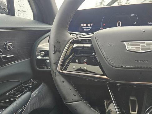 New 2026 Cadillac Lyriq Signature Sport w/ Nappa Leather Package image 32