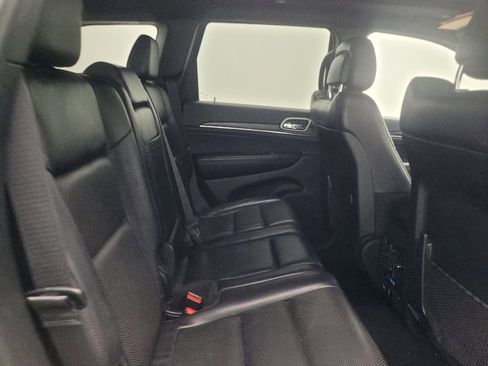 Used 2019 Jeep Grand Cherokee Limited w/ Luxury Group II image 19