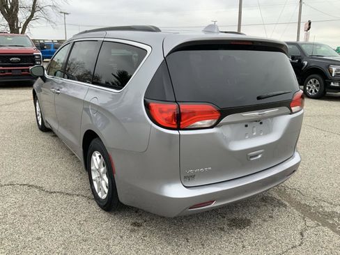 Used 2020 Chrysler Voyager Lxi image 6