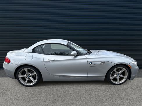 Used 2014 BMW Z4 sDrive28i image 8